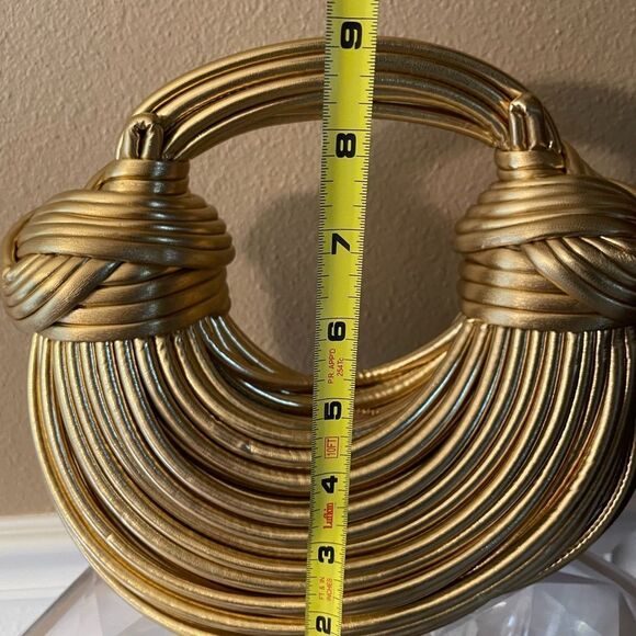 Gold Knotted Circular Womens Handbag Gorgeous Gold - Picture 11 of 13